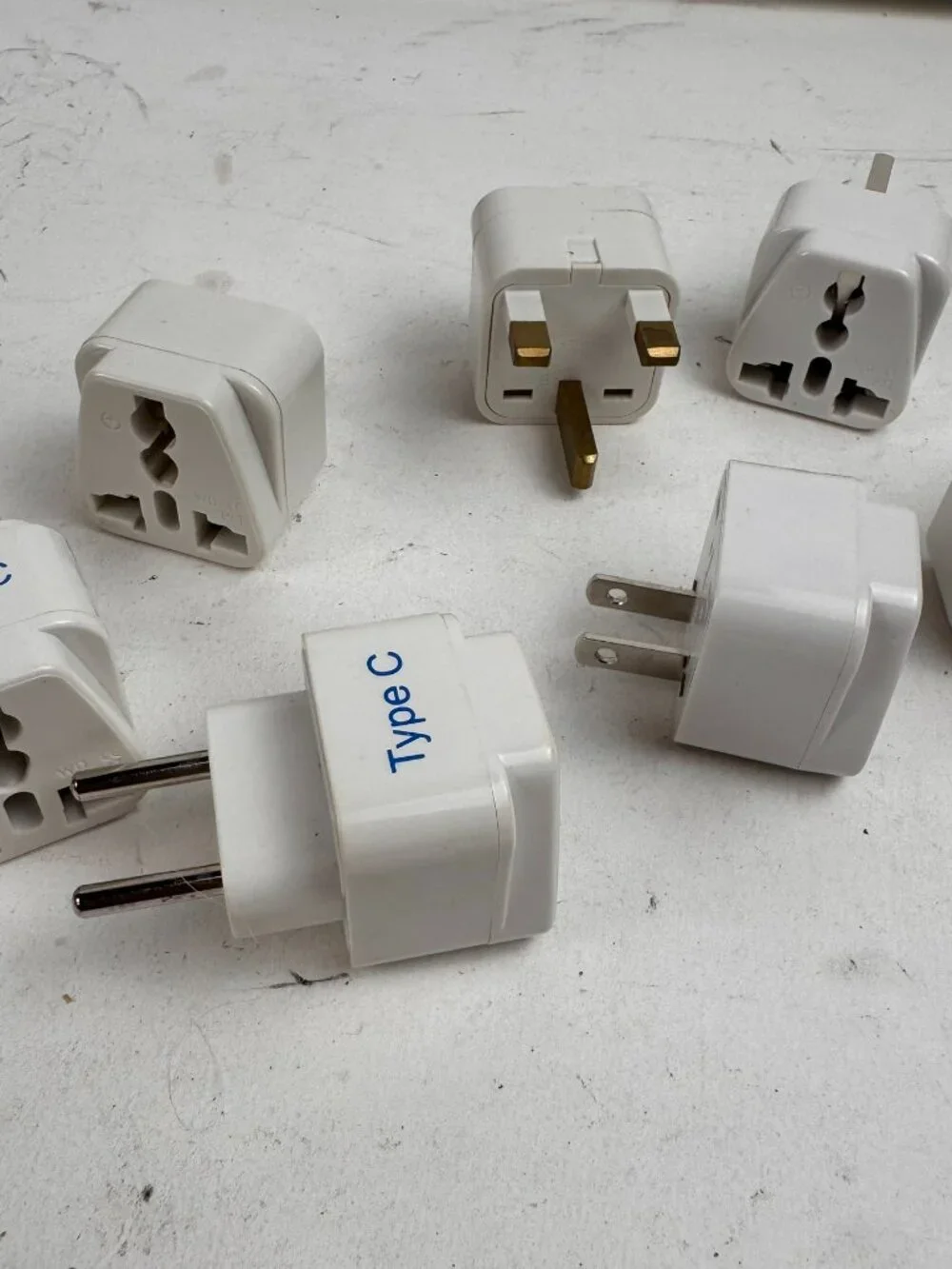 lot of 8 universal travel power plug adapters worldwide wall converter used